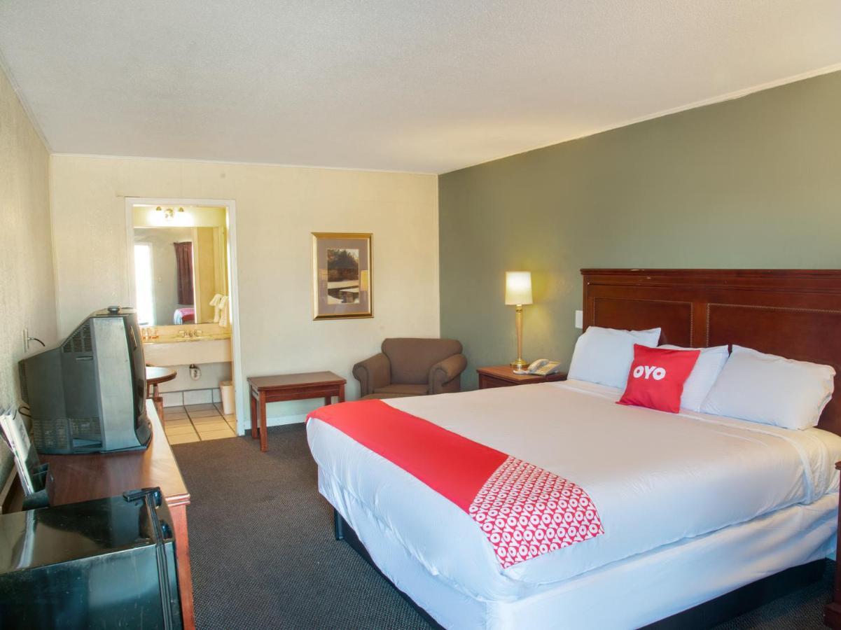 Rest Inn - Extended Stay, I-40 Airport, Wedding & Event Center Амарило Екстериор снимка